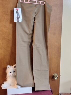 Women’s Boot Cut Pants in Camel Brown